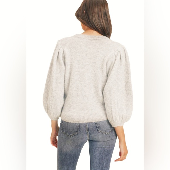 LUSH Cream Balloon Sleeve Sweater Women’s Small soft puff shoulder Crewneck - Picture 2 of 13